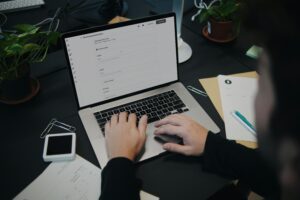 Looking to boost your income in 2025? Discover the most promising side hustles for this year, from freelancing to digital products, and learn how to start.